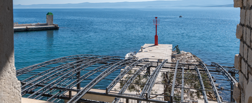 Hotel KaštIl 3*, Brač, nepozaben morski oddih - Kuponko.si