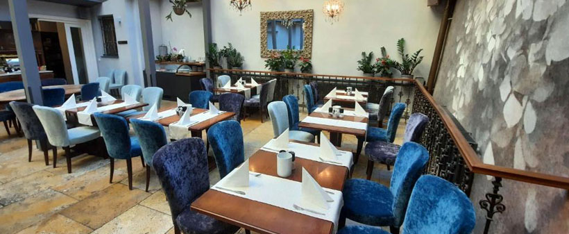 Antik Hotel Prague, mestno oddih v Pragi - Kuponko.si