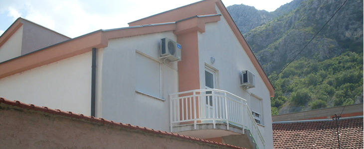 Apartmaji Appleline;namestitev z zajtrkom. - Kuponko.si