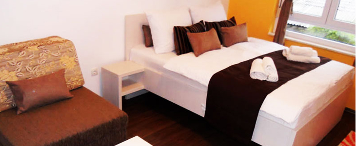Apartmaji Appleline;namestitev z zajtrkom. - Kuponko.si