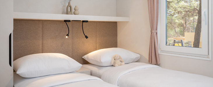 Kamp Pinadria***** Baška Voda, Hrvaška - Kuponko.si