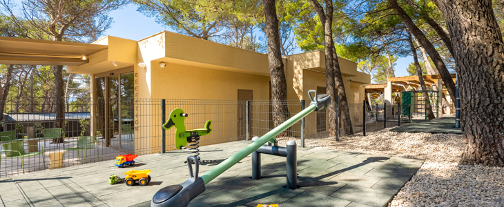 Kamp Pinadria***** Baška Voda, Hrvaška - Kuponko.si