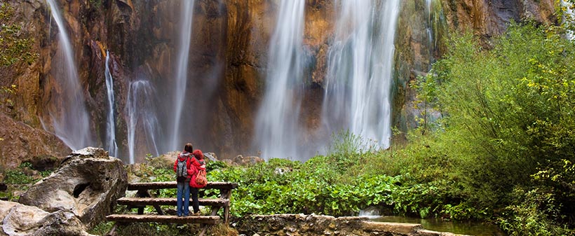 Kamp Plitvice 5*: oddih v mobilni hišici  - Kuponko.si