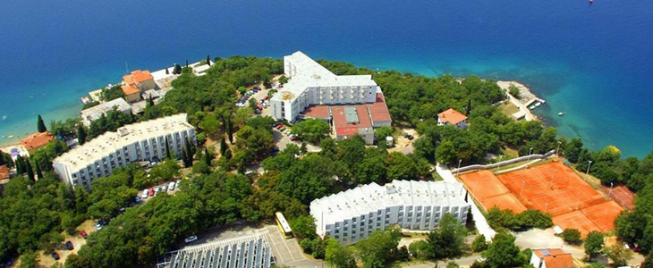 Depandansa Primorka, Omišalj:  nočitev s polpenzionom - Kuponko.si