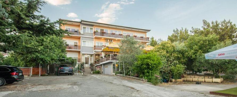 Hotel Rivijera 3*, Starigrad-Paklenica: morski oddih - Kuponko.si