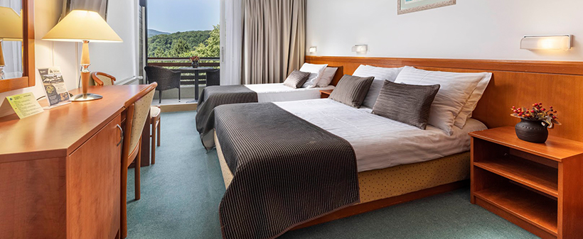 Hotel Jezero 3*, Plitvička jezera: družinski oddih - Kuponko.si