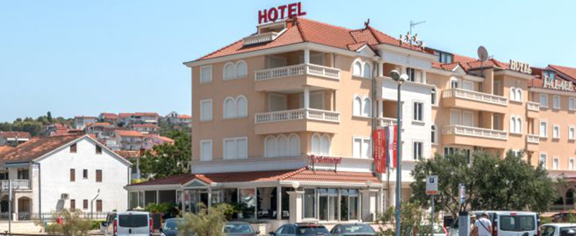 Hotel Trogir Palace 4*: oddih s polpenzionom - Kuponko.si
