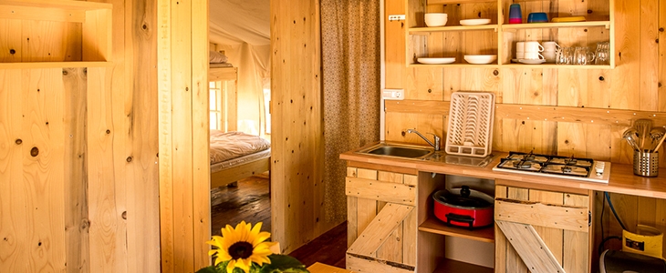 Kamp Veli Jože 4*: oddih v glamping šotoru - Kuponko.si