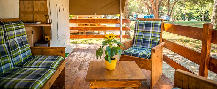 Kamp Veli Jože 4*: oddih v glamping šotoru - Kuponko.si