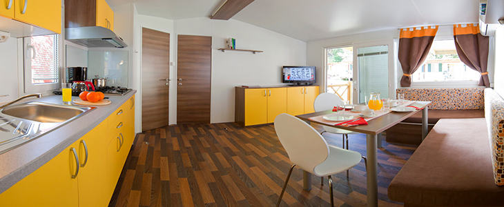 Campsite & Holiday Resort Medveja 3*: mobilna hiška - Kuponko.si
