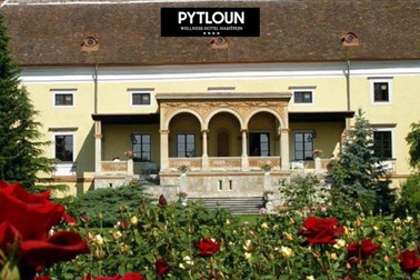 Pytloun Schlosshotel Weikersdorf 4*; romantični oddih