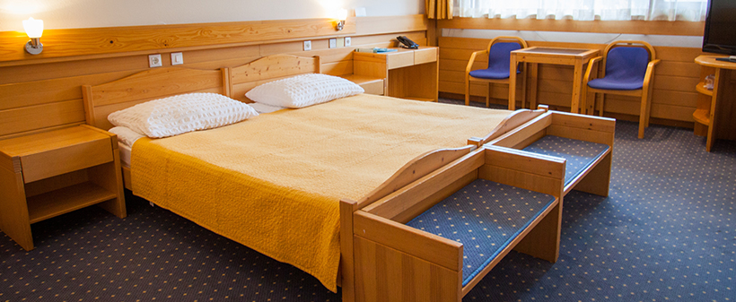 Hotel Špik v Gozdu Martuljku: oddih s kopanjem in savno - Kuponko.si