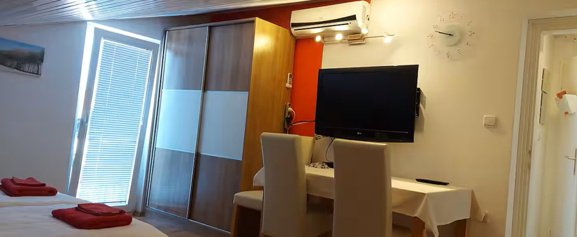 Apartmaji Kivi, Novigrad, morski oddih - Kuponko.si