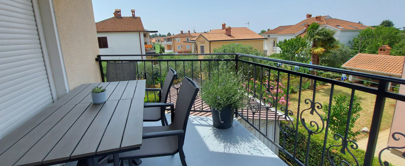 Apartmaji Kivi, Novigrad, morski oddih - Kuponko.si