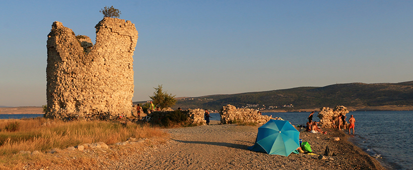 Hotel Rivijera 3*, Starigrad-Paklenica: morski oddih - Kuponko.si