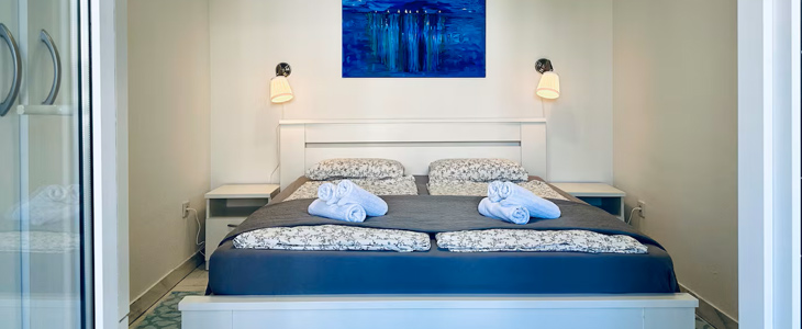 Apartmaji Blue&Gold, Pag Novalja - Kuponko.si