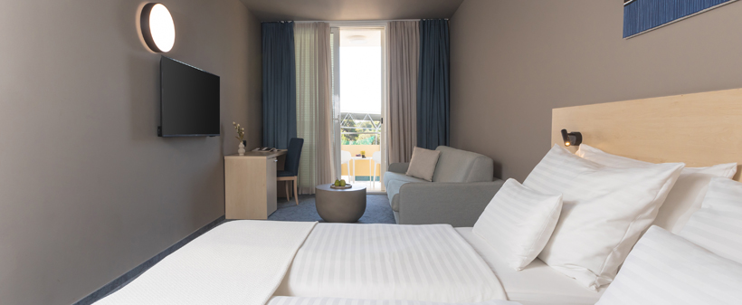 Hotel Adria 4*, Biograd na moru, oddih z All inclusive - Kuponko.si
