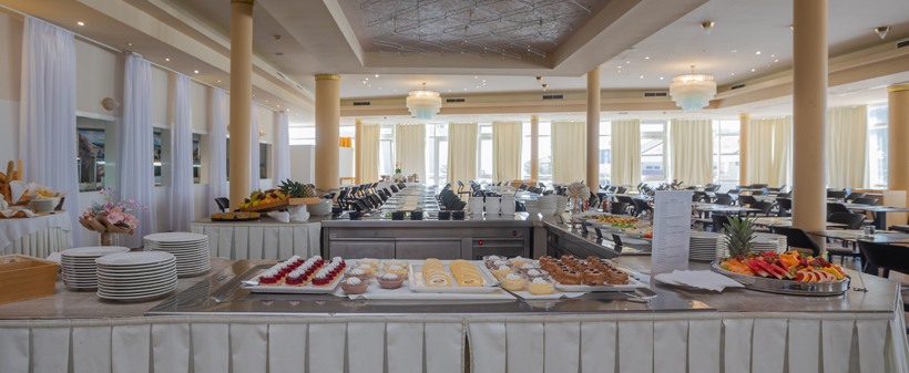 Hotel Punta 4*, Vodice: jesenski wellness oddih - Kuponko.si