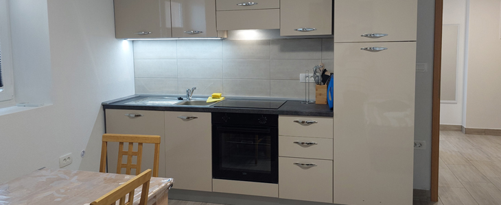 Apartma Lili, Izola: počitnice na morju - Kuponko.si