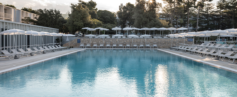 Hotel park Punat, Krk: morski oddih - Kuponko.si
