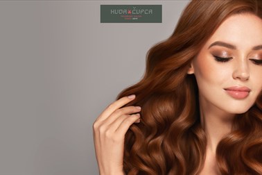 Frizerski salon Huda čupca: fen frizura z masažo